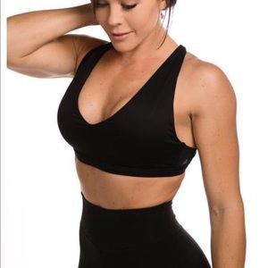 P’tula Veronica Embrace Sports Bra